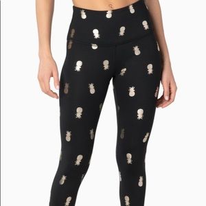 Beyond Yoga high waisted midi legging xs black